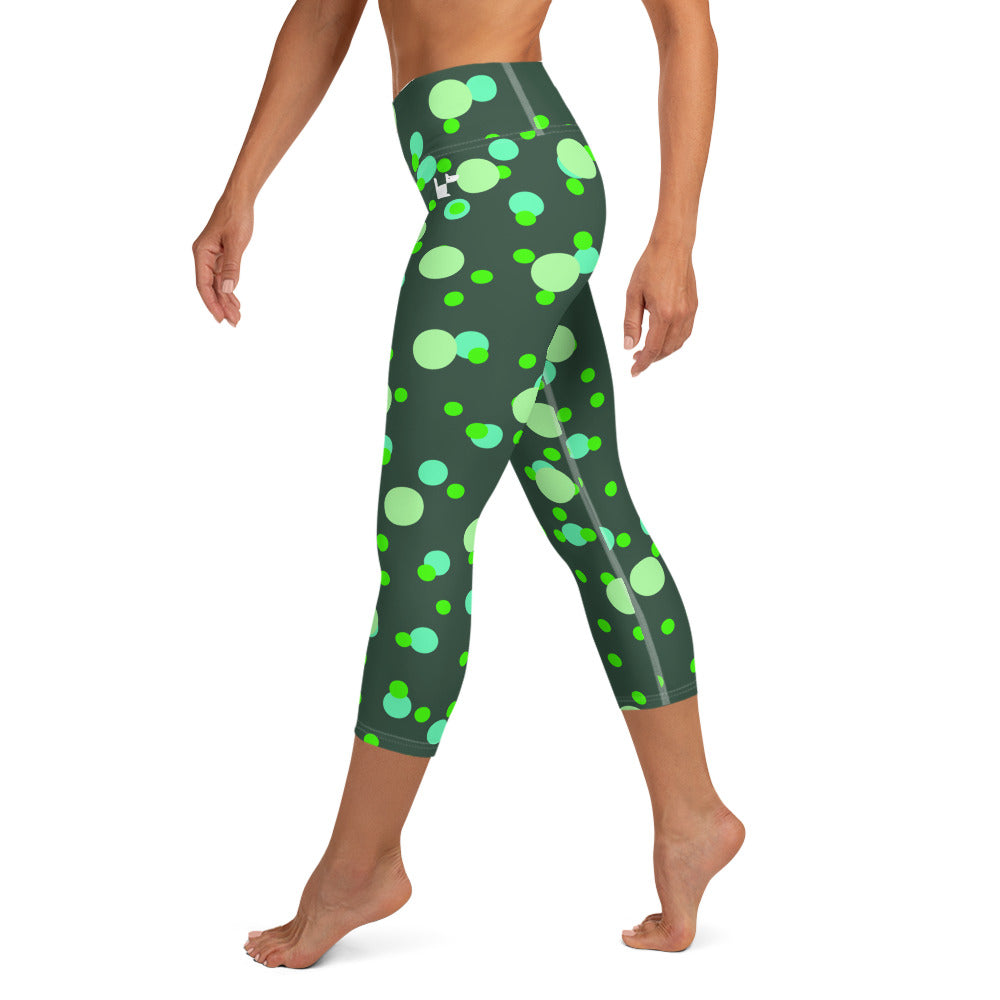 YOGA CAPRI LEGGINGS - GREENLAND